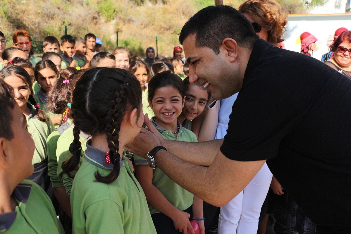 Kuşadası’nda çocukların beslenme çantalarını Kuşadası Belediyesi hazırlayacak
