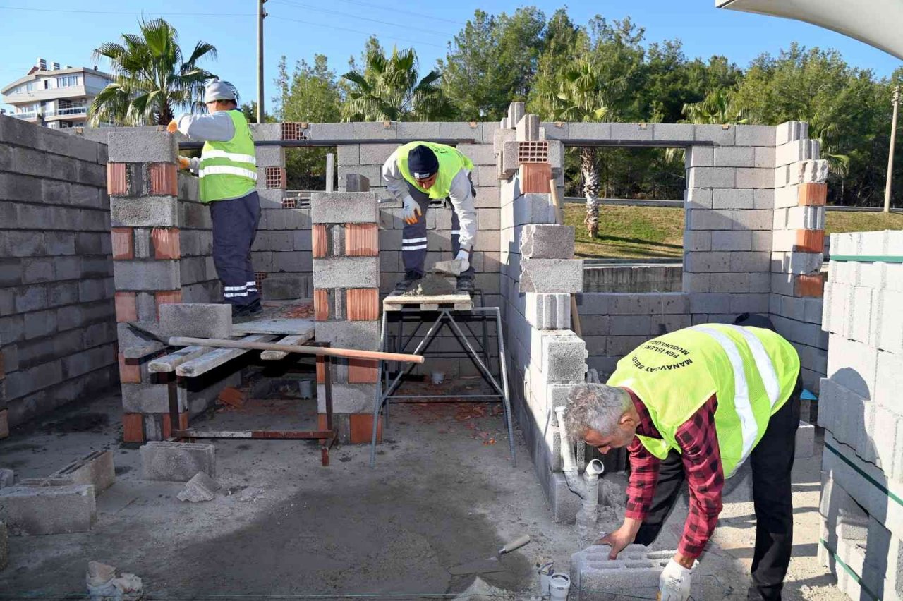 Manavgat Belediyesi sarılar pazarını yeniliyor