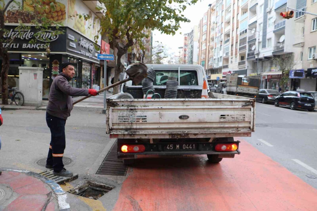 MASKİ, sağanak yağış uyarısına karşı teyakkuza geçti