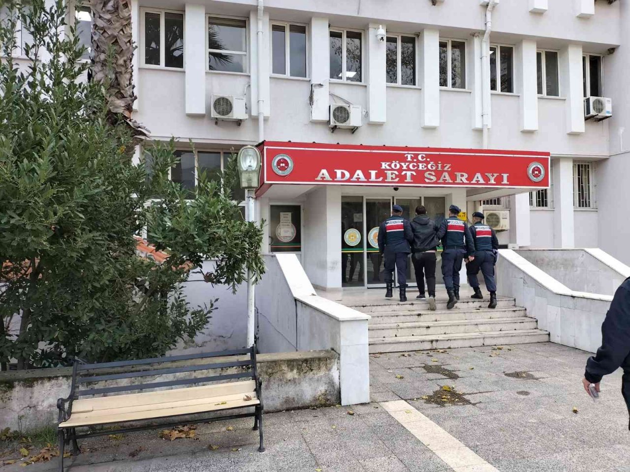 Köyceğiz’de 56 yıl hapis cezası bulunan şahıs JASAT ekiplerinden kaçamadı