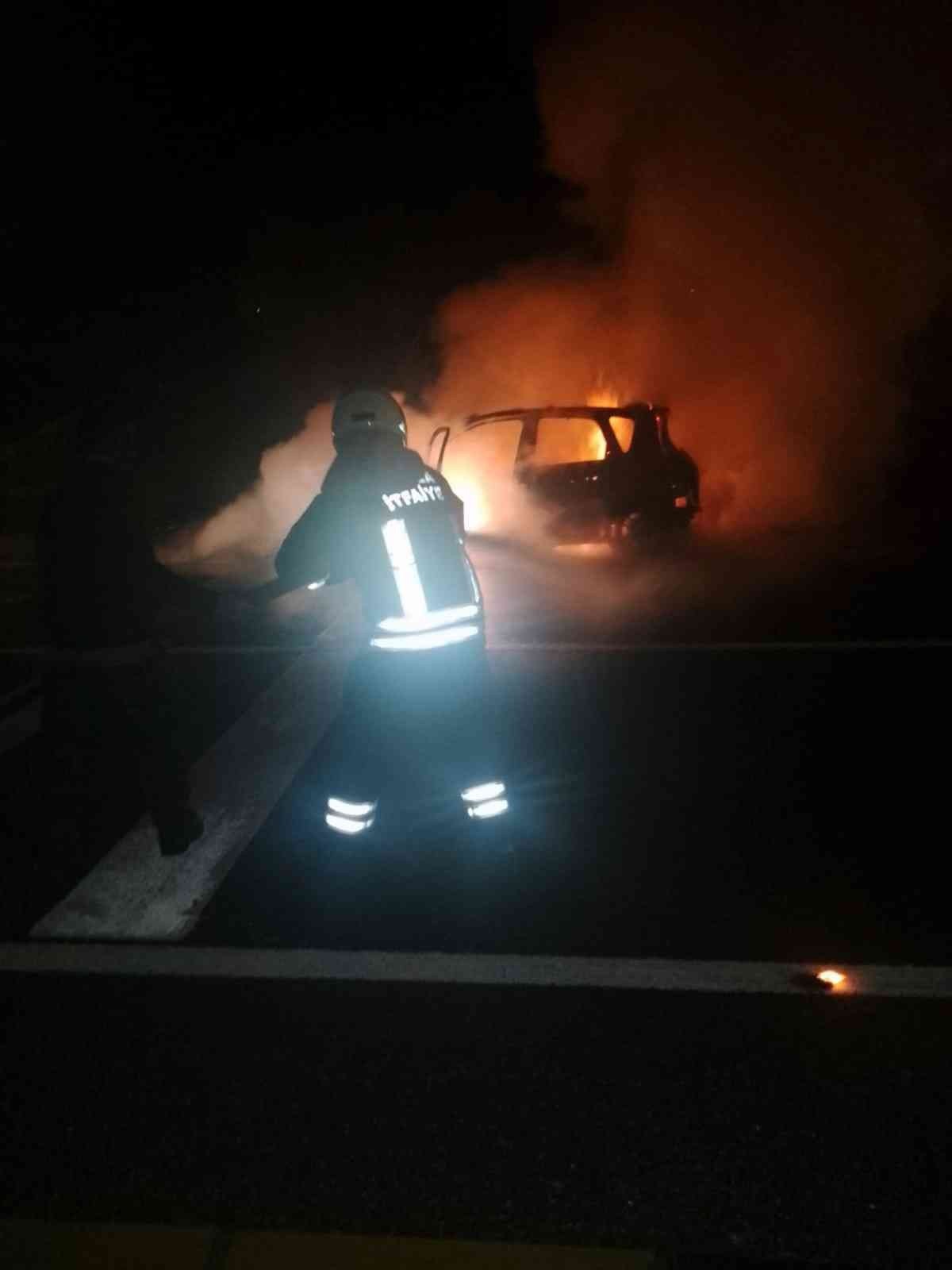 Ula’da araç yangını