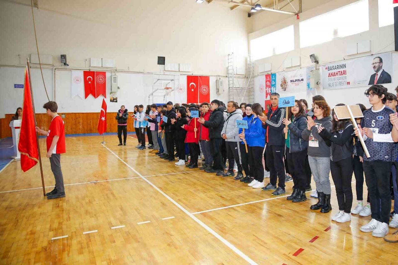 Okul Sporları Bayburt Bölge Şampiyonası başladı