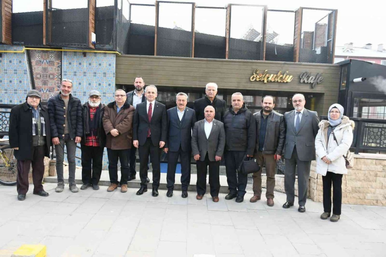 Seydişehir Kaymakamı gazetecilerin gününü kutladı