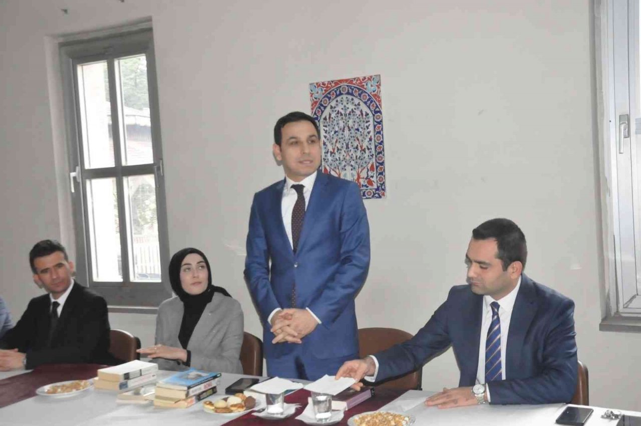 Sandıklı’da ‘Kitap İyileştirir’ projesi