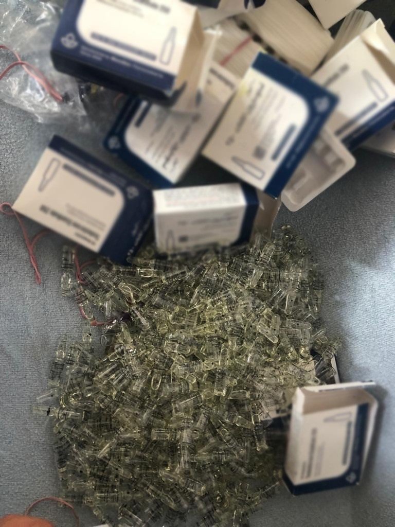 Eczane dışında satışı yasak olan 44 bin ilaç ele geçirildi