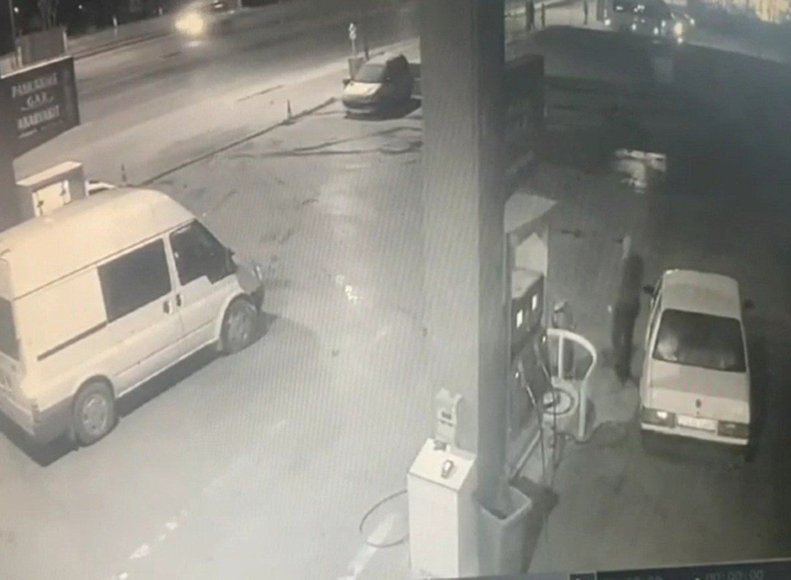 Kendisine benzeyen kardeşinin kimliğiyle suç işleyen şüpheliyi yüzündeki ben yakalattı