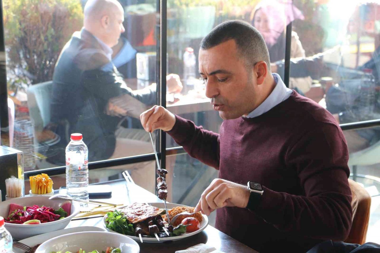 Diyarbakır’da 2022 yılında 3 bin ton tescilli ciğer kebabı tüketildi