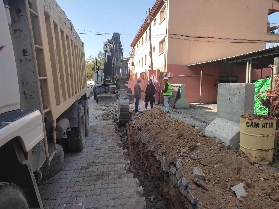 Keban’da doğal gaz hattı çalışmaları başladı