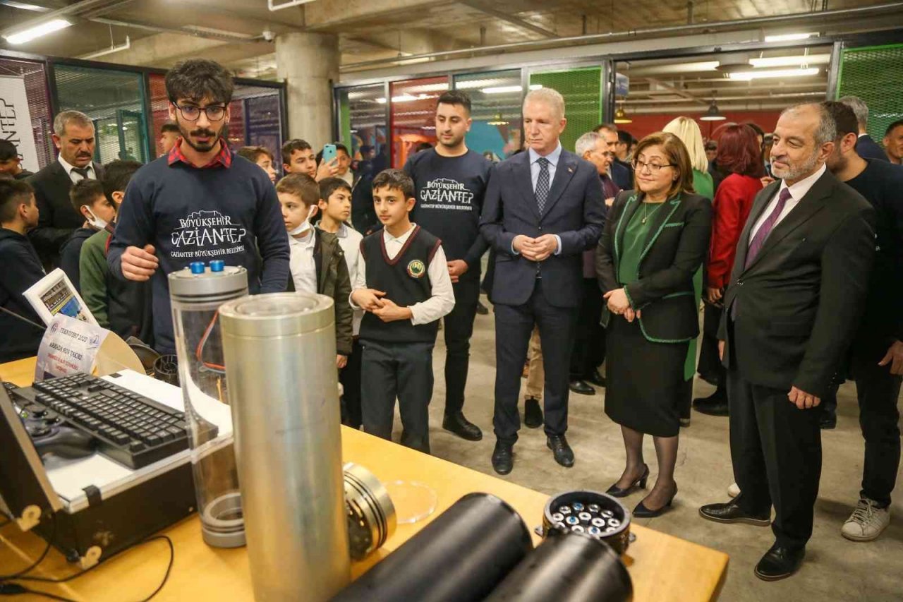 Gençlere fırsatlar sunacak olan Teknogaraj törenle açıldı