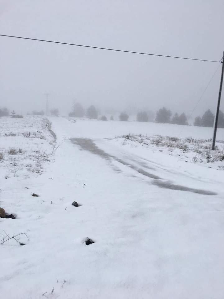 Manisa’nın yüksek kesimlerinde kar yağışı başladı