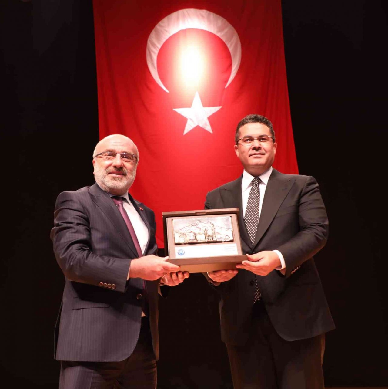 MHP’li Ersoy: “Türkiye’nin başını kaldırmasına tahammül edemiyorlar”