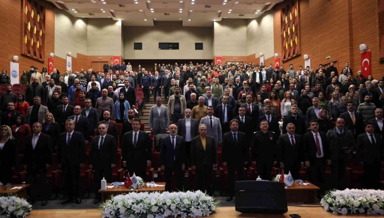 MHP’li Ersoy: “Türkiye’nin başını kaldırmasına tahammül edemiyorlar”
