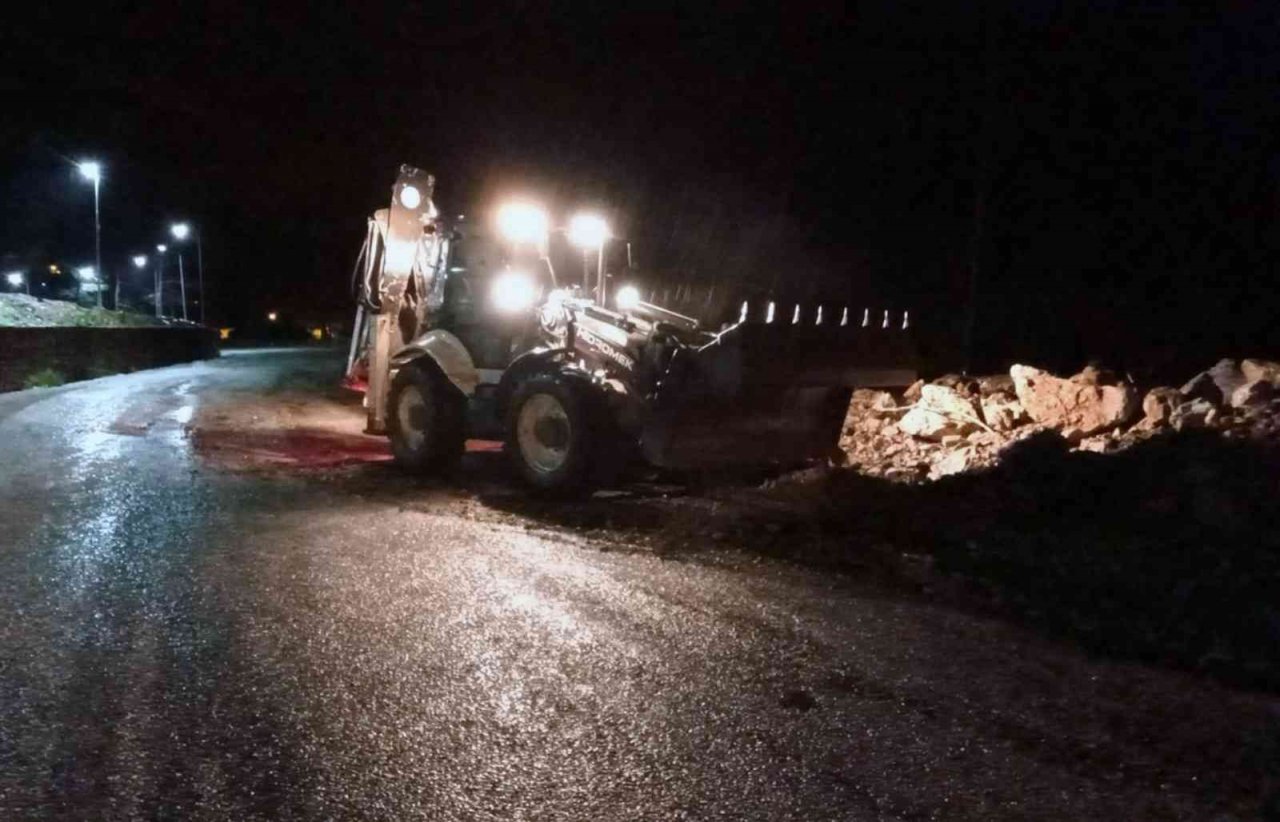 Muğla Büyükşehir Belediyesinden yağmur mesaisi