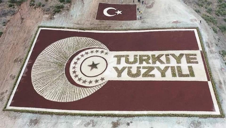 Osmaniye’de 28 bin fidanla Türkiye yüzyılı logosu oluşturuldu