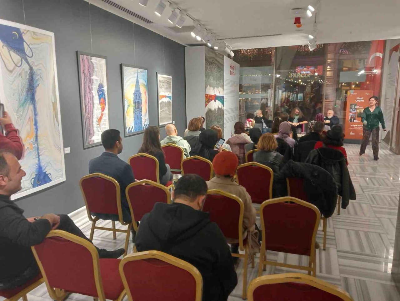 Usta sanatçılar Ebruli Çizgiler Söyleşisi’nde buluştu