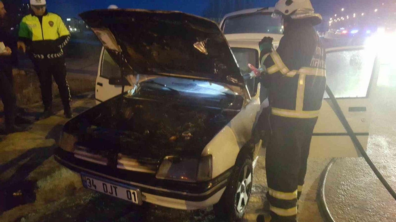 Akaryakıt istasyonundan çıktı, kısa bir süre sonra yandı