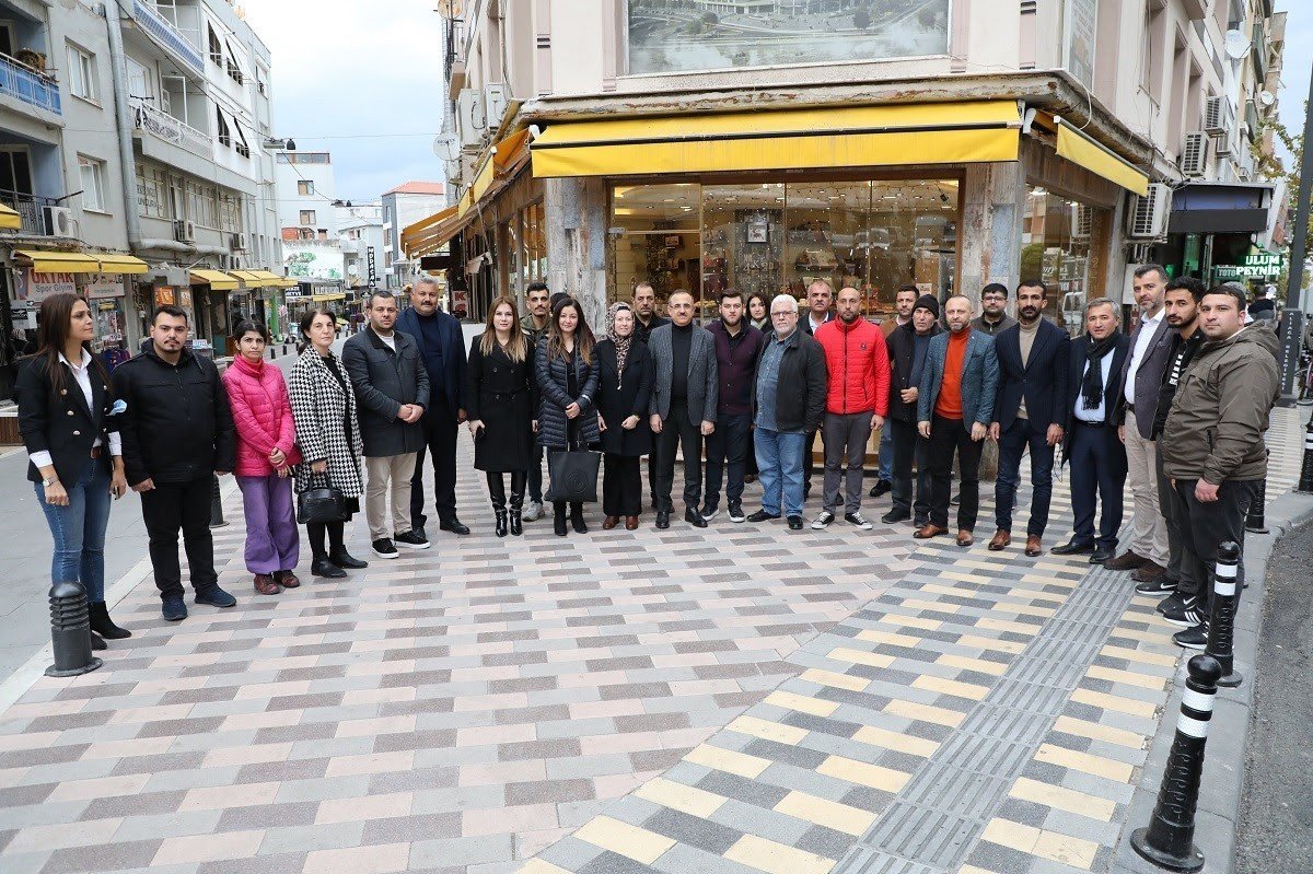 Başkan Sürekli’den Aliağa ve Menemen çıkarması