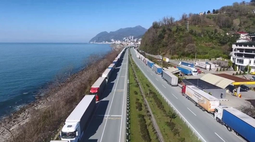 Sarp Sınır Kapısından geçtiğimiz yıl 5 milyon yolcu geçiş yaptı