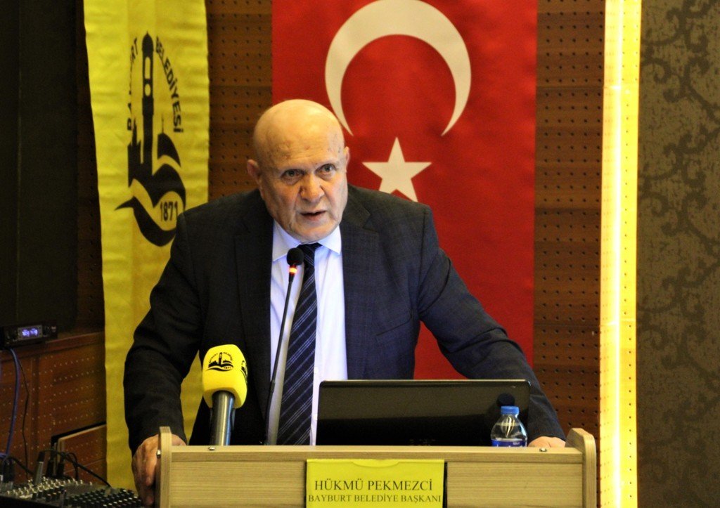 Başkan Pekmezci, Gümüşhaneli başkanları ağırladı