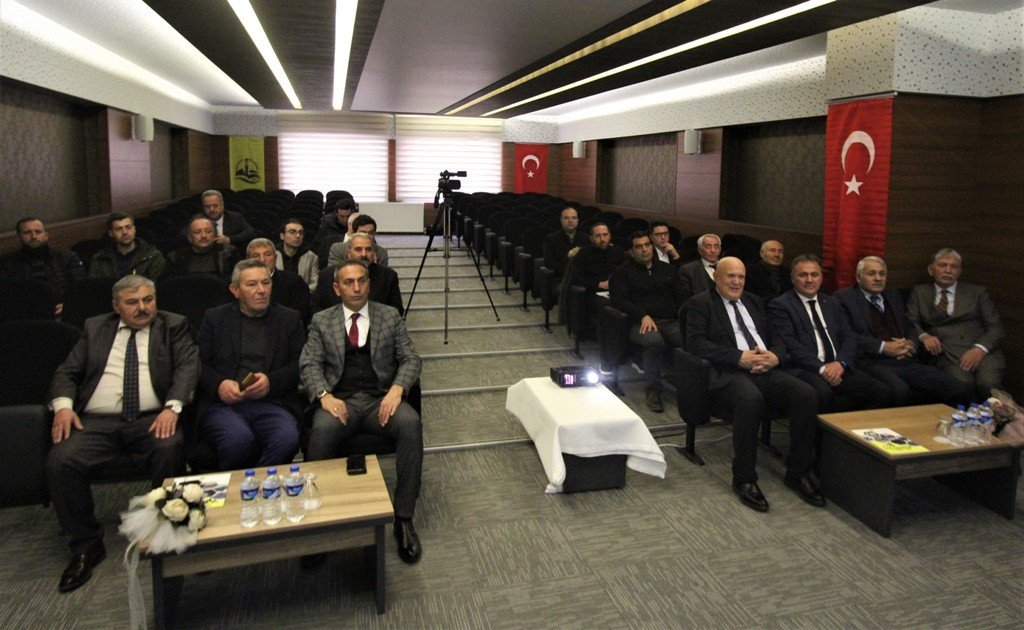 Başkan Pekmezci, Gümüşhaneli başkanları ağırladı