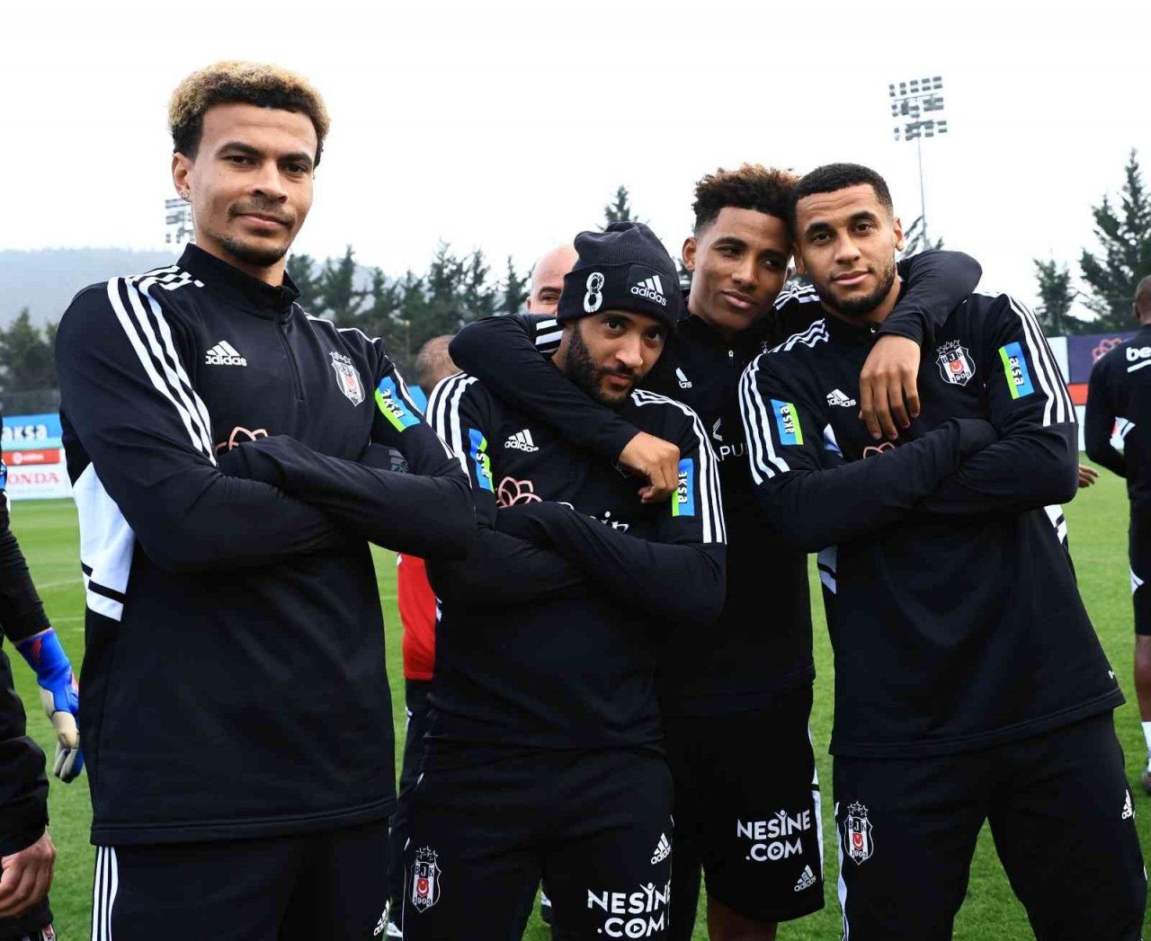 Beşiktaş kondisyon ve taktik çalıştı