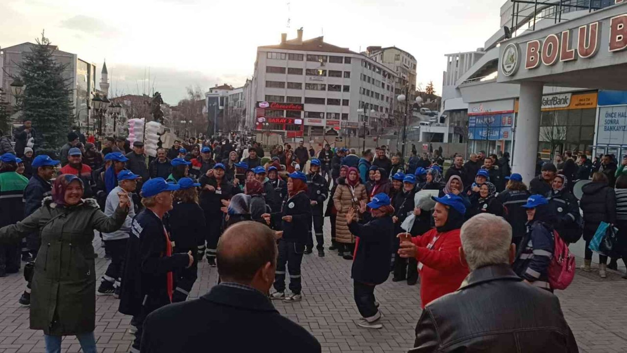 Bolu’da davul zurna eşliğinde toplu iş sözleşmesi imzalandı