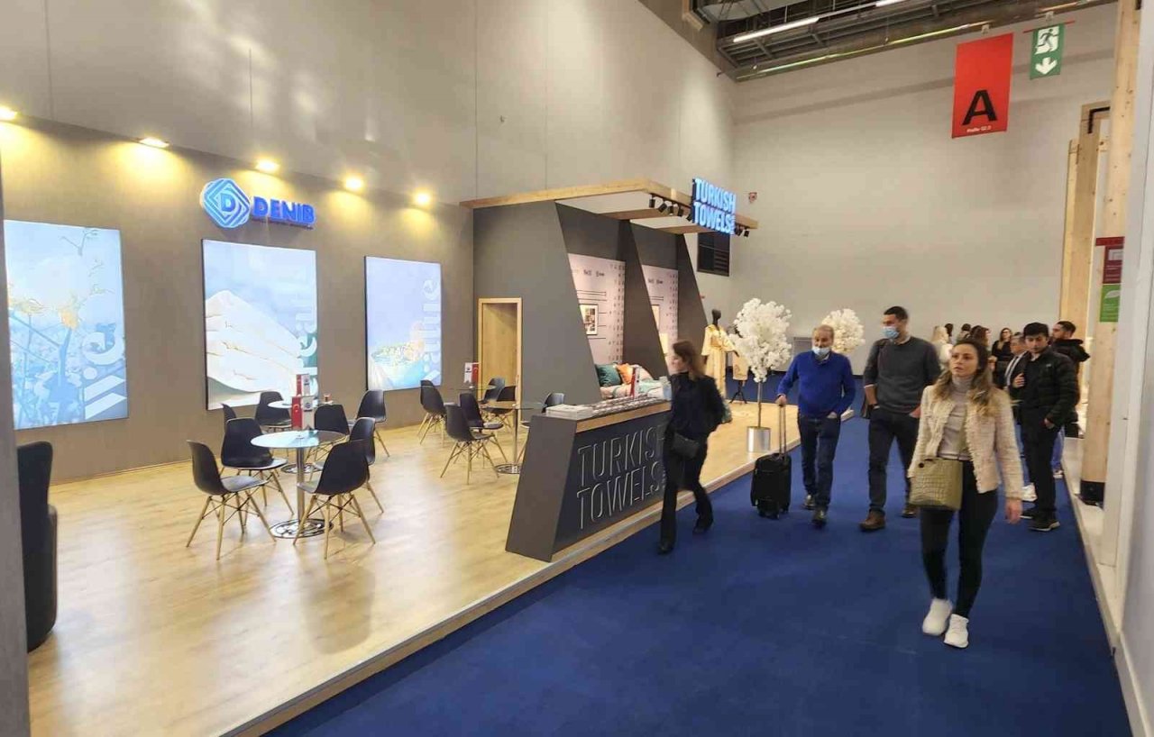 DENİB 79 üyesinin 2023 koleksiyonlarını Almanya’da görücüye çıkardı