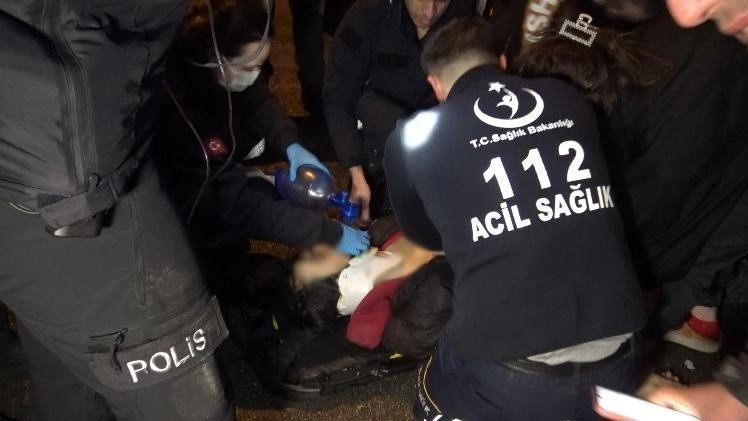 "Dur" ihtarına uymayan ehliyetsiz sürücü kaza yaptı: 1 ölü, 1’i ağır 4 yaralı