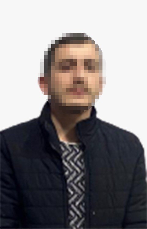 Yolda yürürken elindeki cep telefonunu kaptırdı