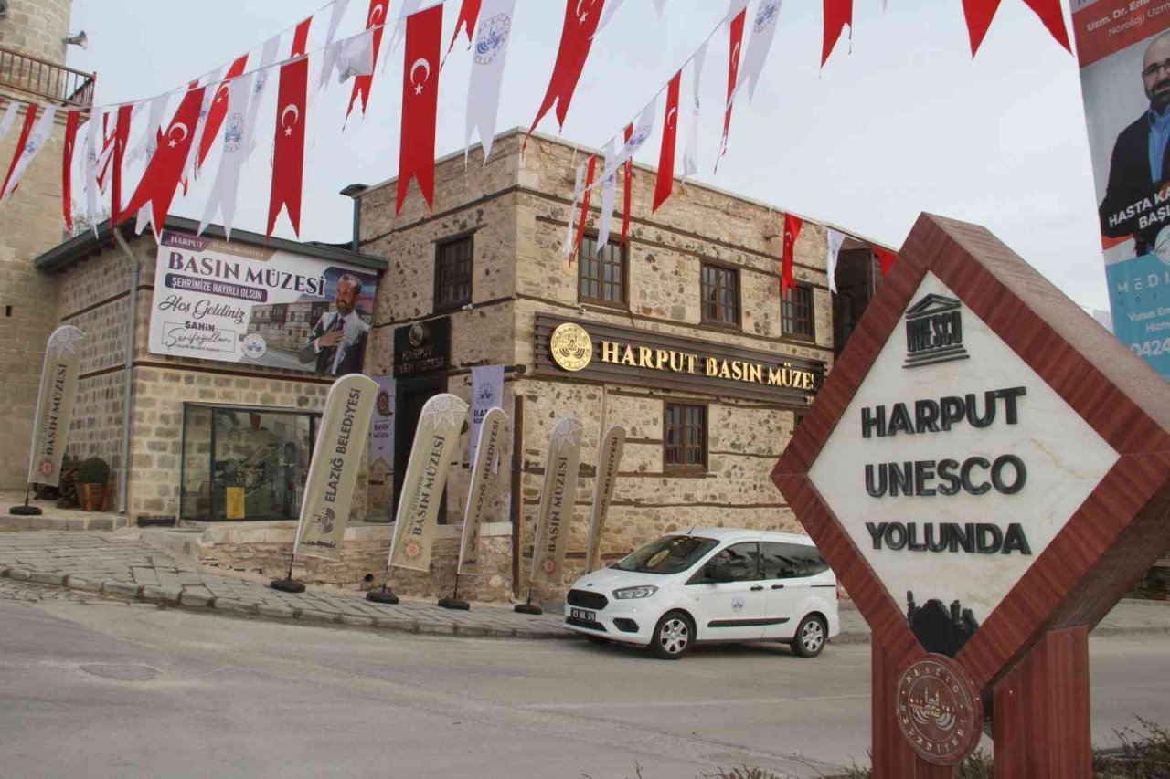 Milletvekili Erol’dan Basın Müzesi yorumu: "Harput’a yeni bir vizyon getirme yolunda güzel işler yapılıyor”