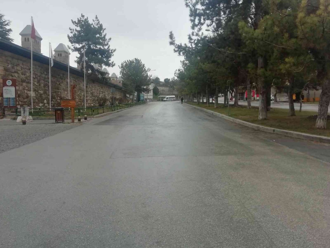 Tarihi Odunpazarı bölgesi boş kaldı