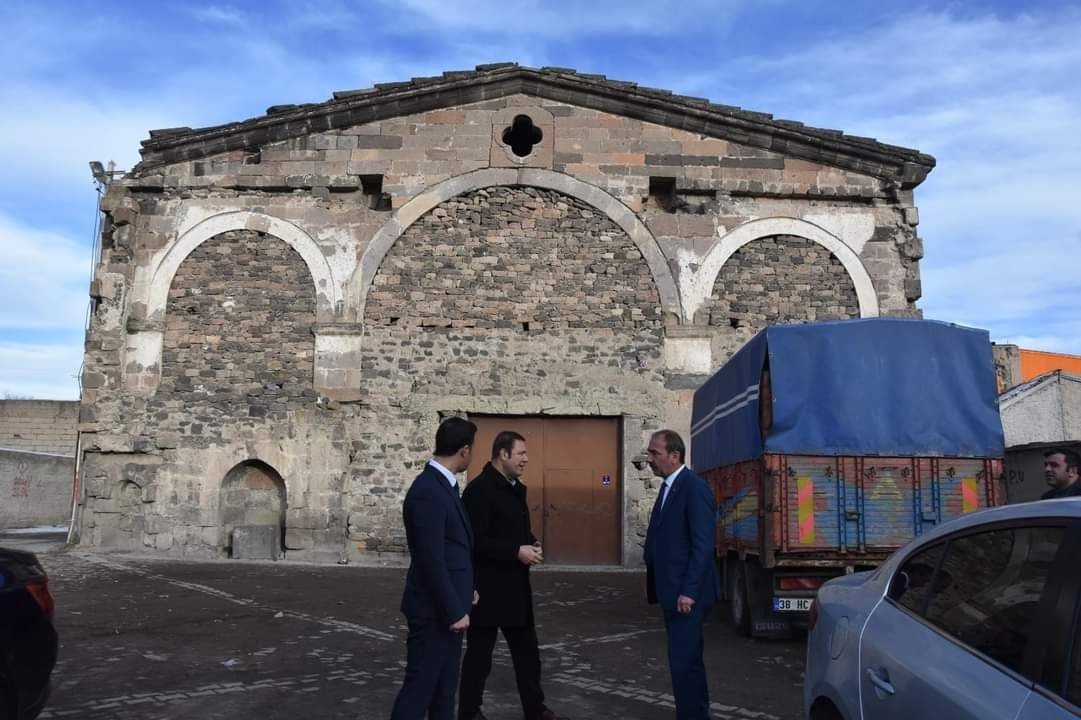 Vali Yardımcısı Erkaya Tomarza’yı Ziyaret Etti