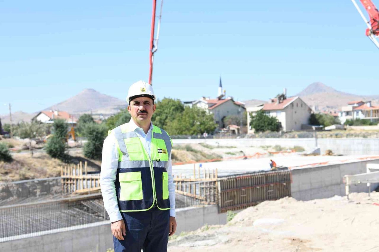 Konya Büyükşehir 1 yılda 143 kilometre daha kanalizasyon şebekesi yaptı