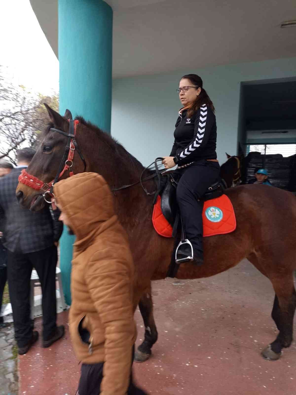 Atlı Zabıta Birliği göreve hazırlanıyor