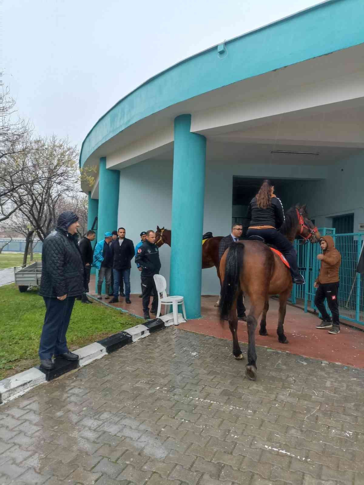 Atlı Zabıta Birliği göreve hazırlanıyor