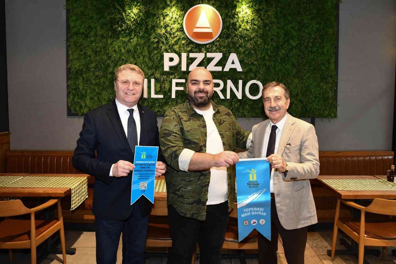 Tepebaşı’nda 13 işletme daha mavi bayrak almaya hak kazandı
