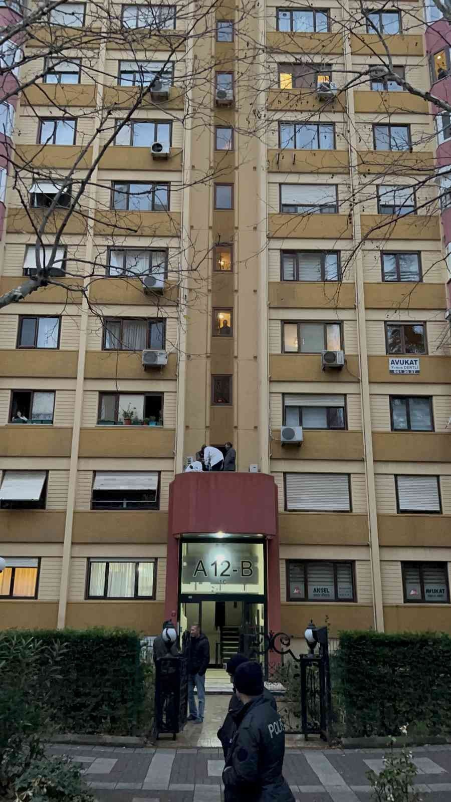 Bakırköy’de 64 yaşındaki kadın 12’nci kattan düşerek hayatını kaybetti