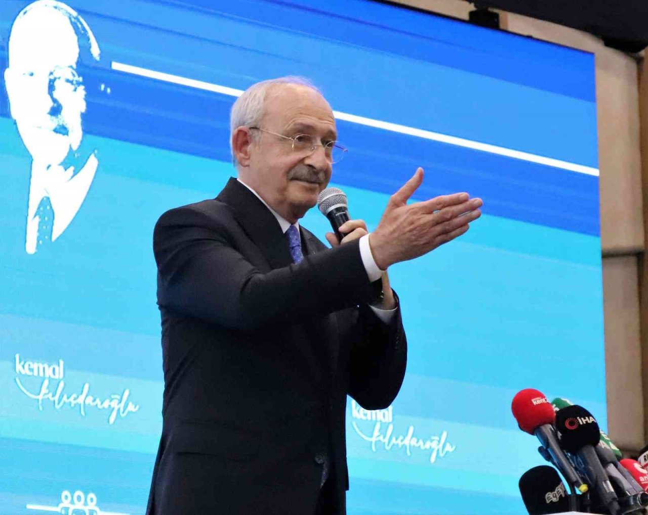 Kılıçdaroğlu: “Belediye başkanlarımız yapabiliyorsa biz de yapacağız”