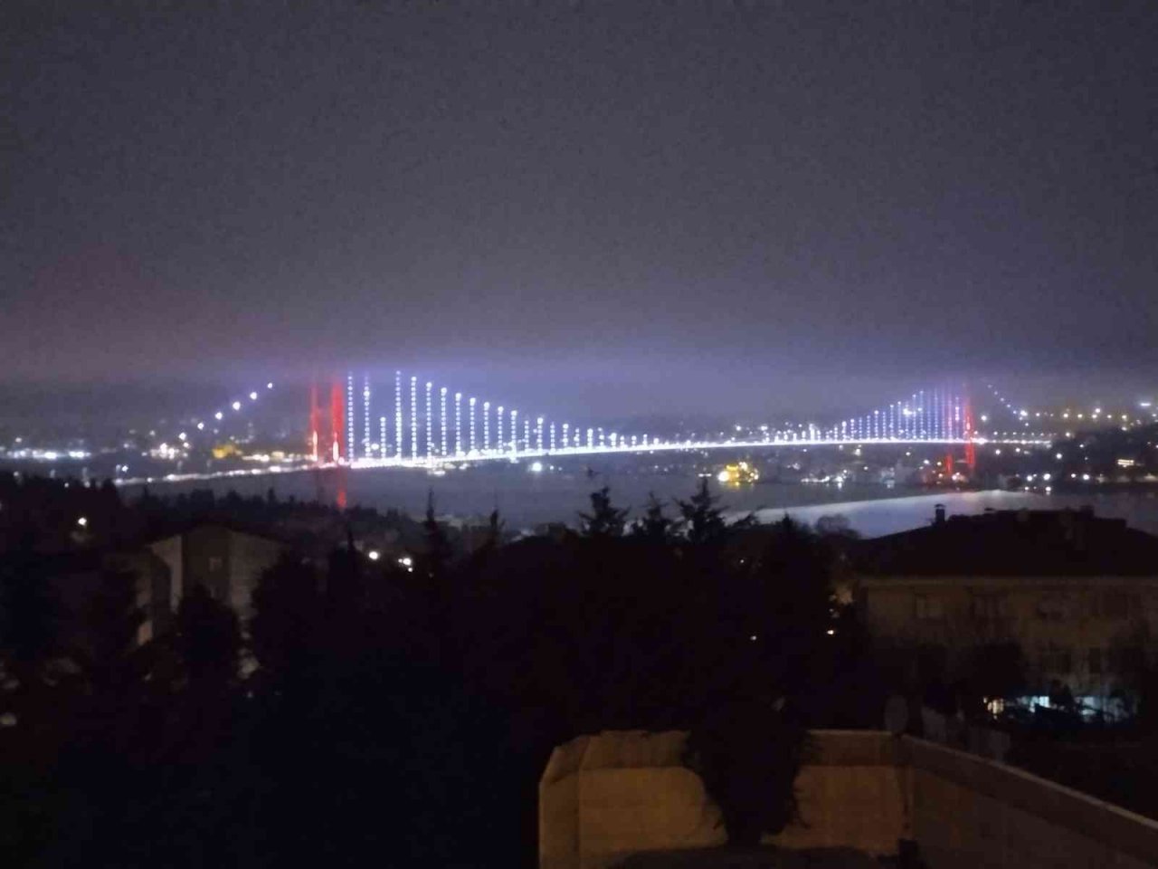 İstanbul Anadolu Yakası’nda sis etkili oluyor