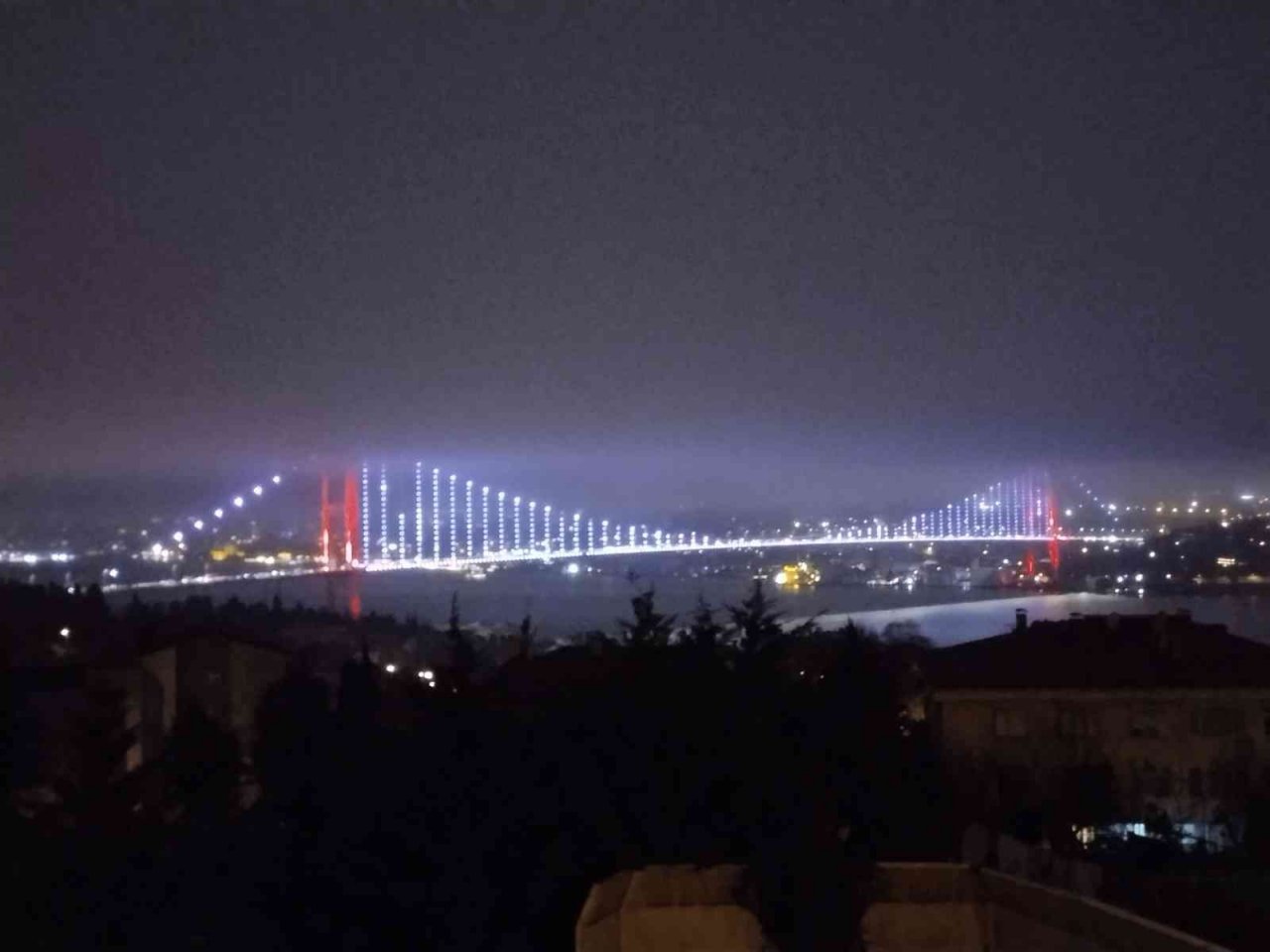 İstanbul Anadolu Yakası’nda sis etkili oluyor