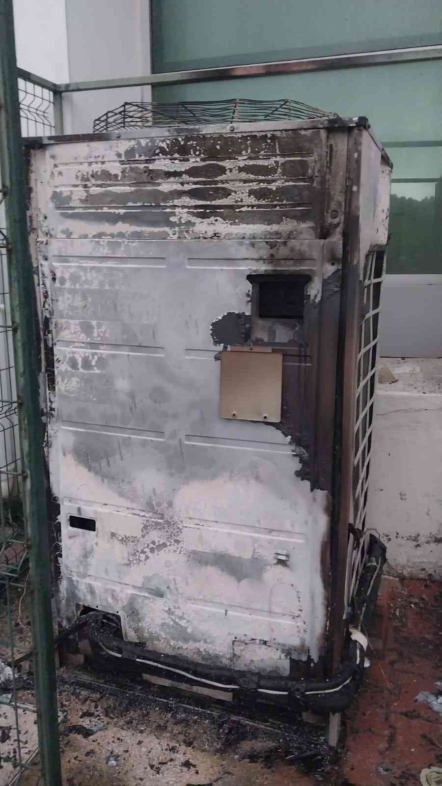 Klima motorunda çıkan yangın söndürüldü