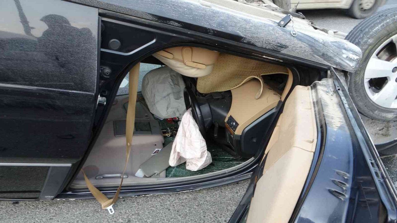 Refüje çarpan otomobil takla attı: 1 yaralı