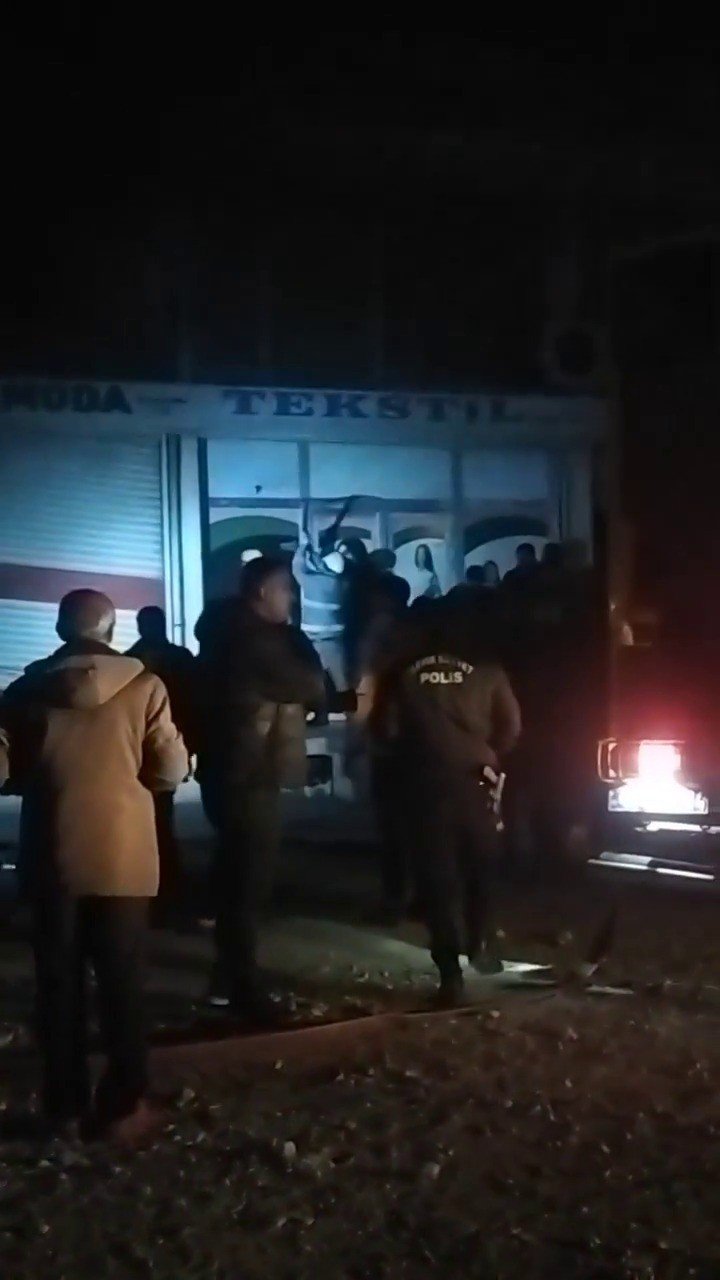 Nusaybin’de tekstil atölyesinde çıkan yangın korkuttu