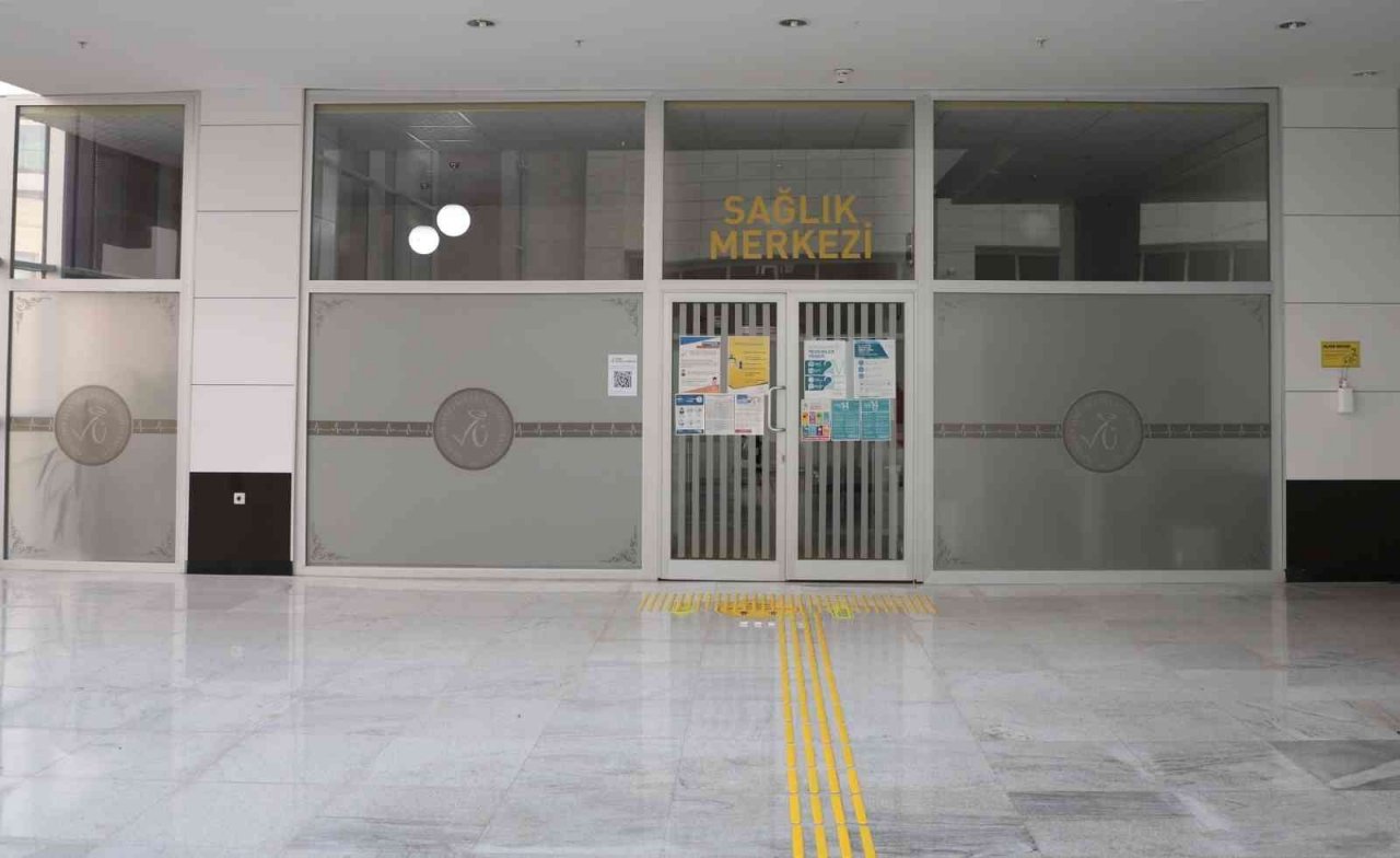 NEVÜ Rektörü Aktekin, Mediko Sosyal Sağlık Merkezindeki Çalışmaları İnceledi