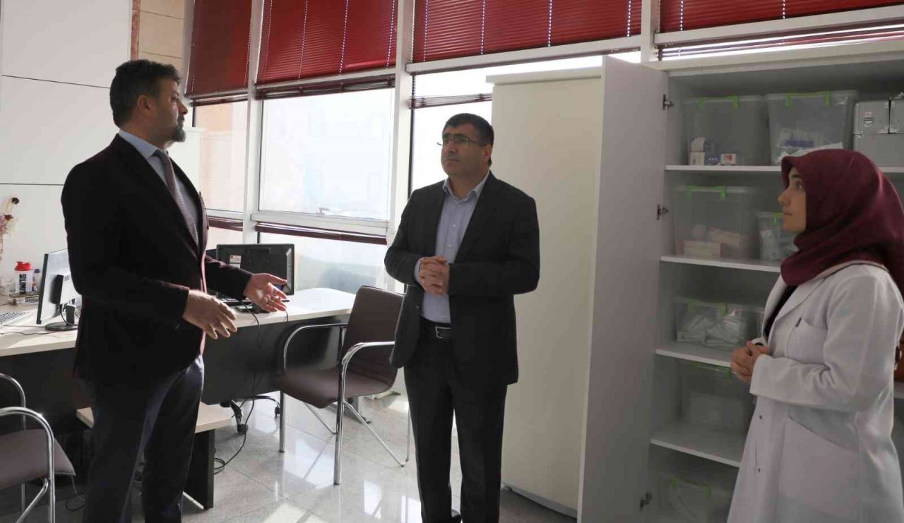 NEVÜ Rektörü Aktekin, Mediko Sosyal Sağlık Merkezindeki Çalışmaları İnceledi