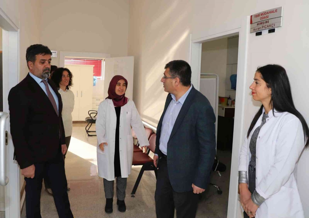 NEVÜ Rektörü Aktekin, Mediko Sosyal Sağlık Merkezindeki Çalışmaları İnceledi