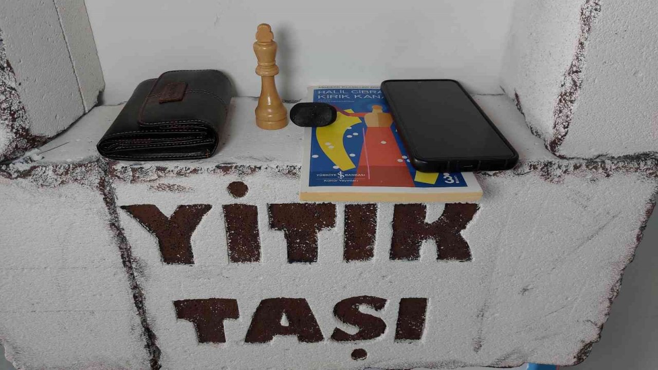 "Yitik taşı" geleneği lisede yaşatılıyor