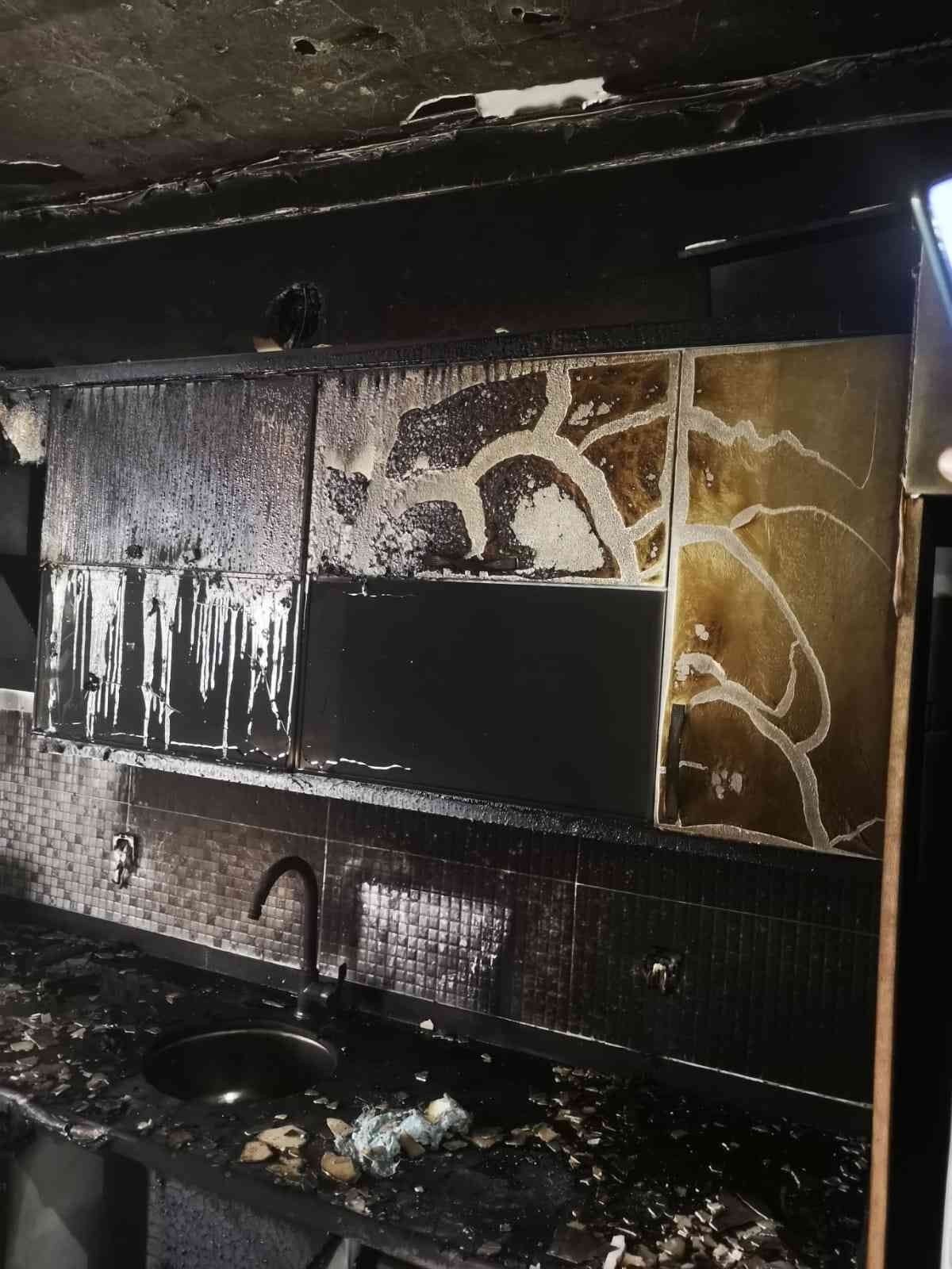 Besni’de ki yangında 2 kişi yaralandı