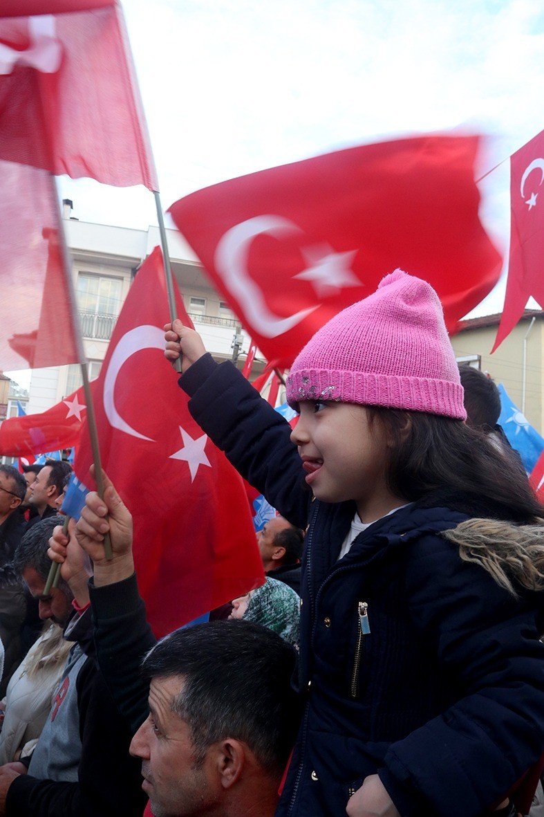 Cumhurbaşkanı Erdoğan: “Kızılelma, füzelerimiz Yunanlıları ürkütmeye başladı”