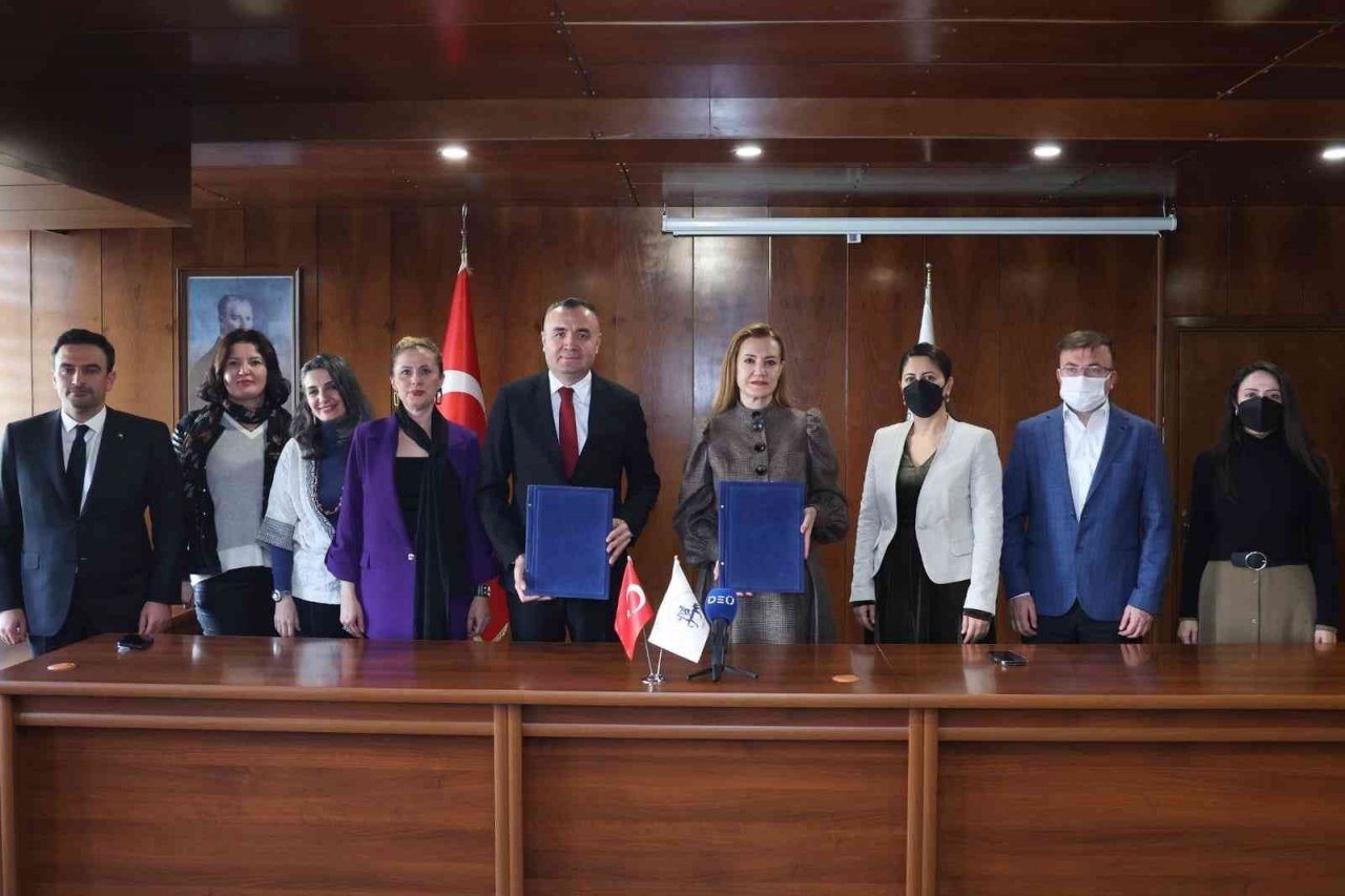 DEÜ ve Kemalpaşa Kaymakamlığından örnek iş birliği